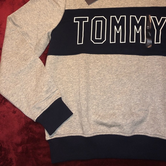 Tommy Hilfiger Sweater - Picture 4 of 8